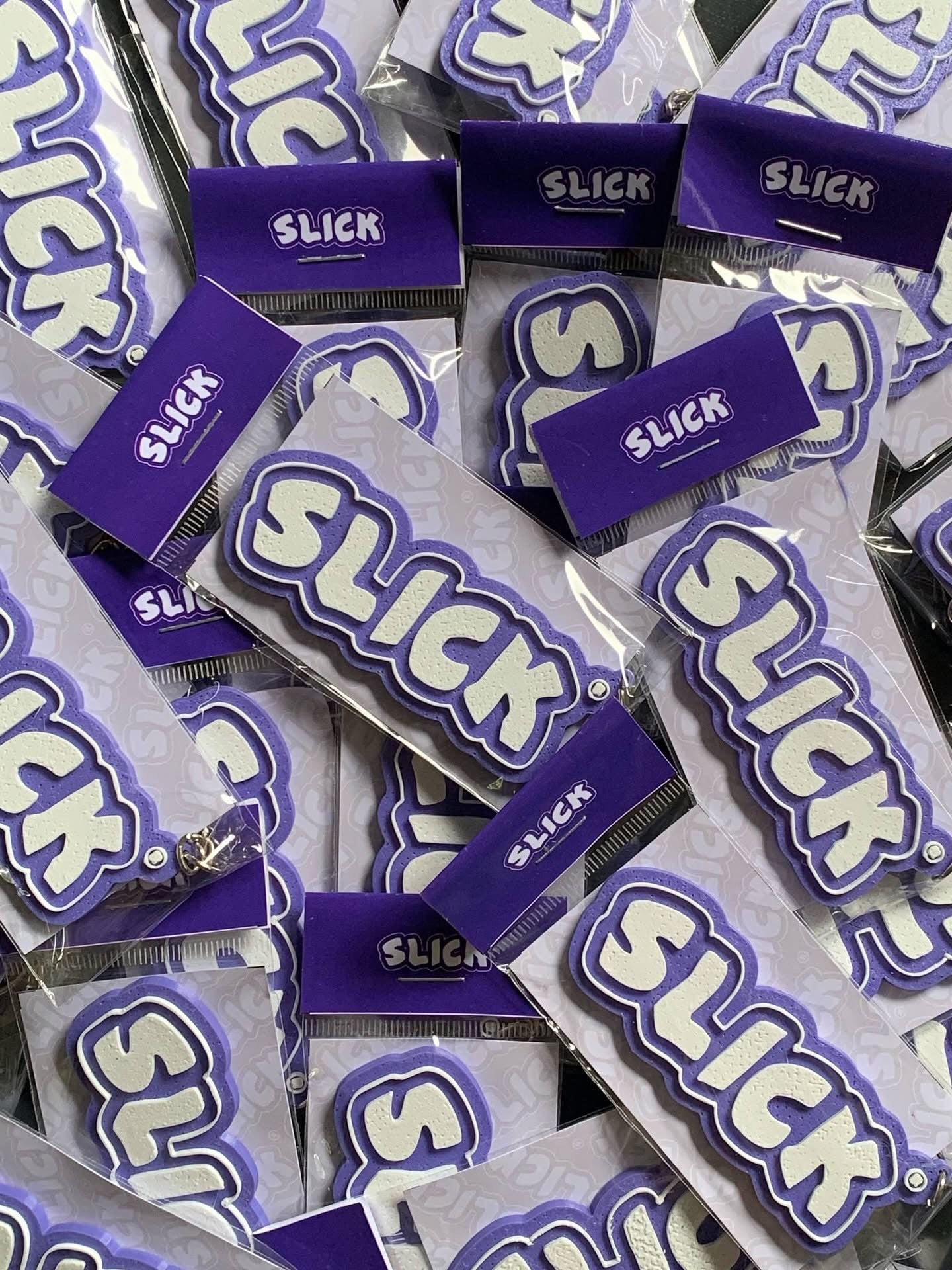 SLICK OG LOGO KEYCHAIN